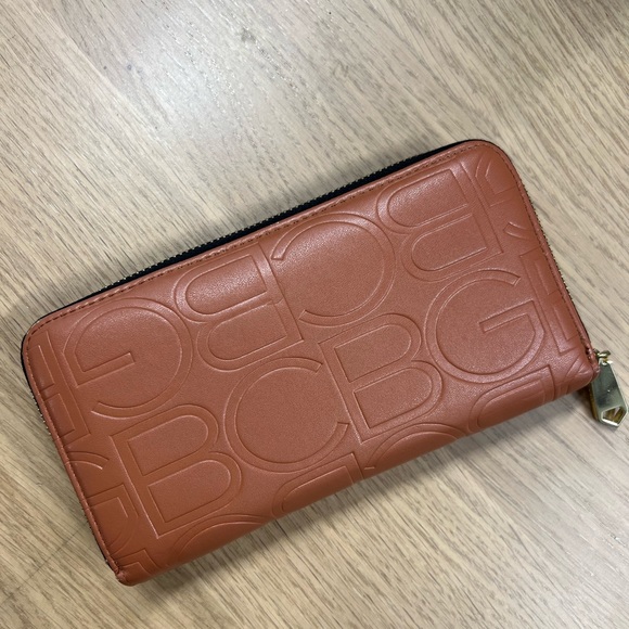 BCBG Long Zip Wallet - Picture 2 of 6